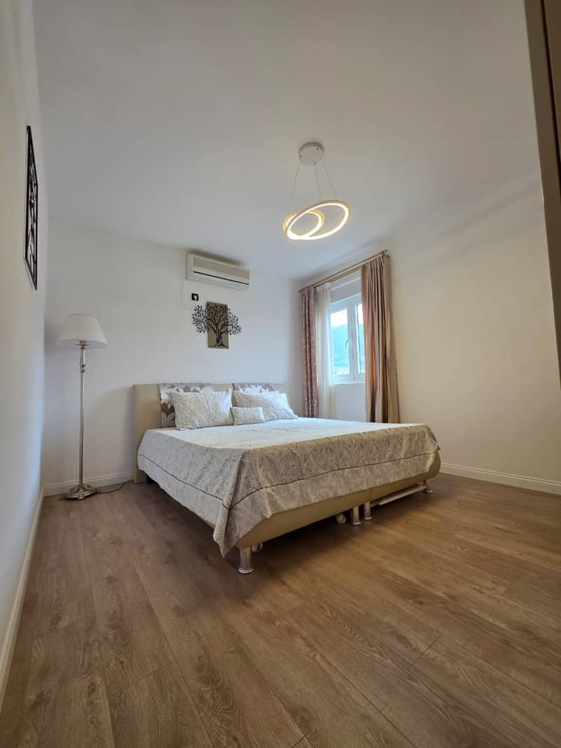 Luxury Three-Bedroom Apartment with Sauna 300 Meters from the Sea – Becici (107 m²) — photo 7