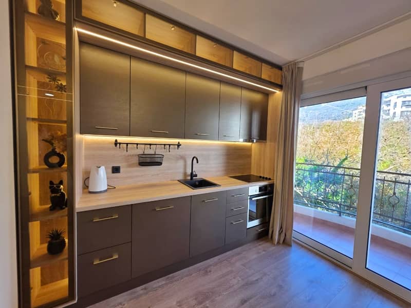 Luxury Three-Bedroom Apartment with Sauna 300 Meters from the Sea – Becici (107 m²) — photo 5