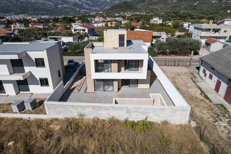 Modern House in Bar with Terrace and 3 Bedrooms — photo 4