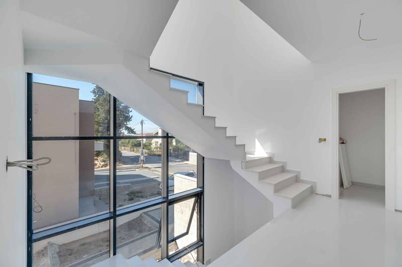 Modern House in Bar with Terrace and 3 Bedrooms — photo 23
