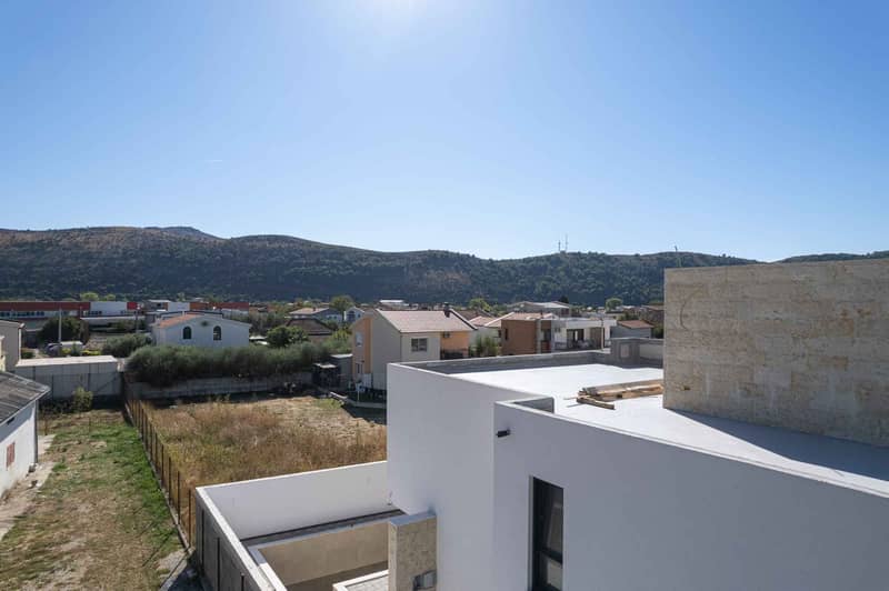 Modern House in Bar with Terrace and 3 Bedrooms — photo 42