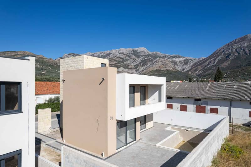 Modern House in Bar with Terrace and 3 Bedrooms — photo 12