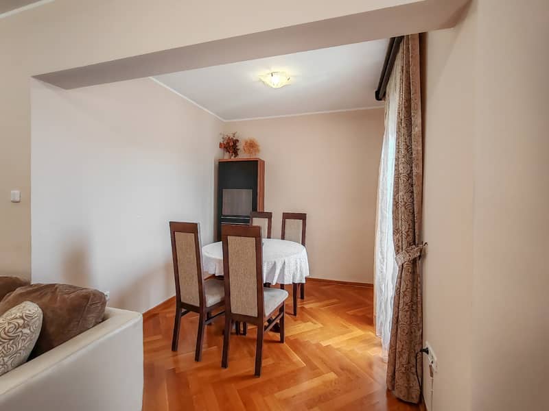 Светлая квартира с 3 спальнями, 78 м², Будва — фото 8