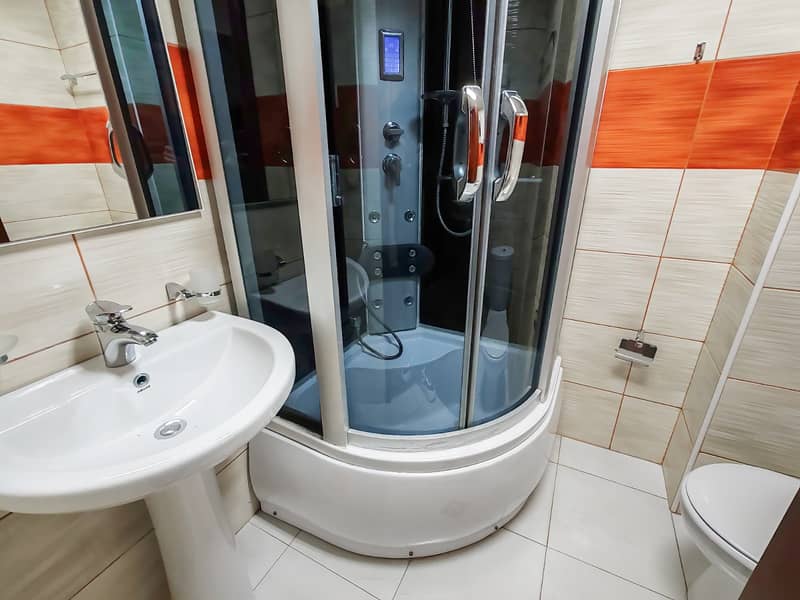 Светлая квартира с 3 спальнями, 78 м², Будва — фото 4