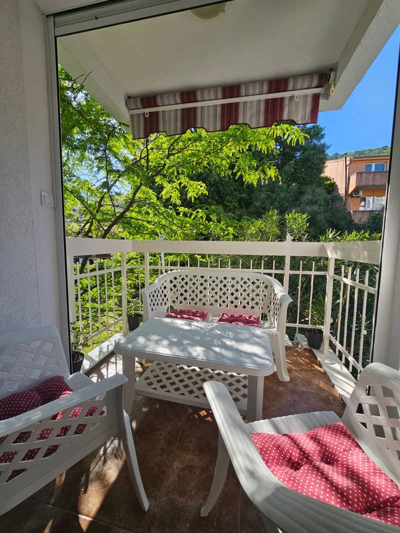 Beautiful and spacious 1-bedroom apartment for sale — photo 8