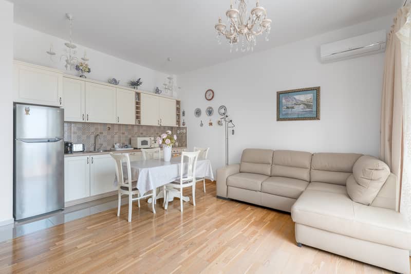 Modern 59 m² apartment with panoramic sea view in Bečići — photo 2