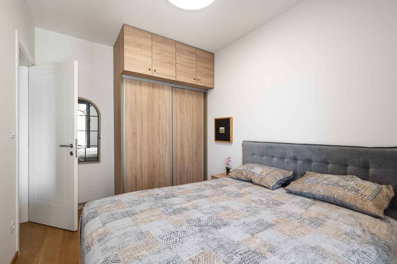 Modern Fully Furnished 1-Bedroom Apartment for Sale in Bečići — photo 9