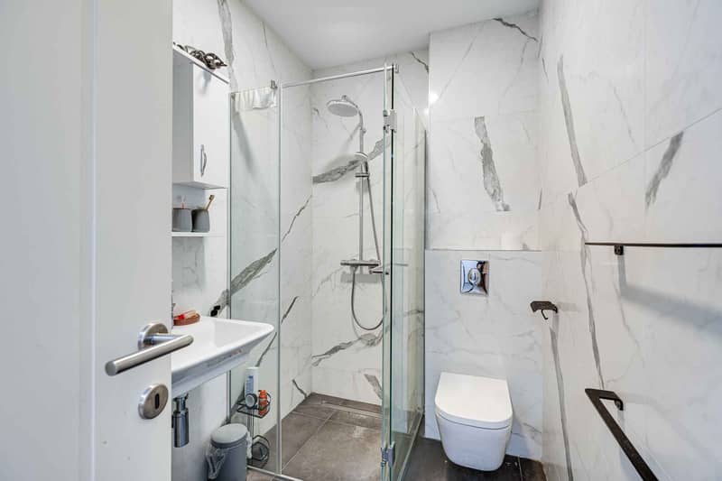 Modern Fully Furnished 1-Bedroom Apartment for Sale in Bečići — photo 12