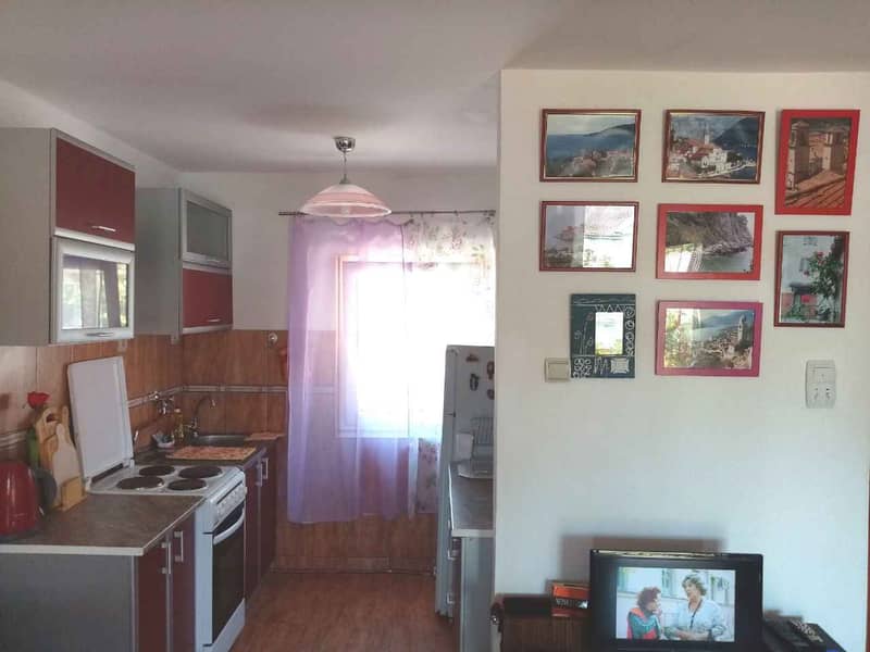 Дом с видом на море и горы в Сутоморе — 110 м², участок 150 м² — фото 4