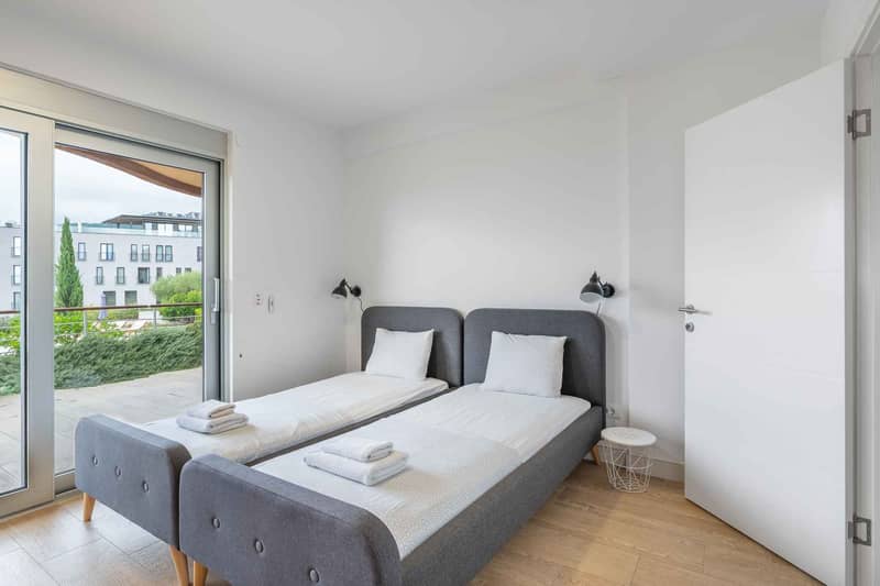 Spacious 2-bedroom apartment for sale with sea view and 40 m² terrace — photo 22