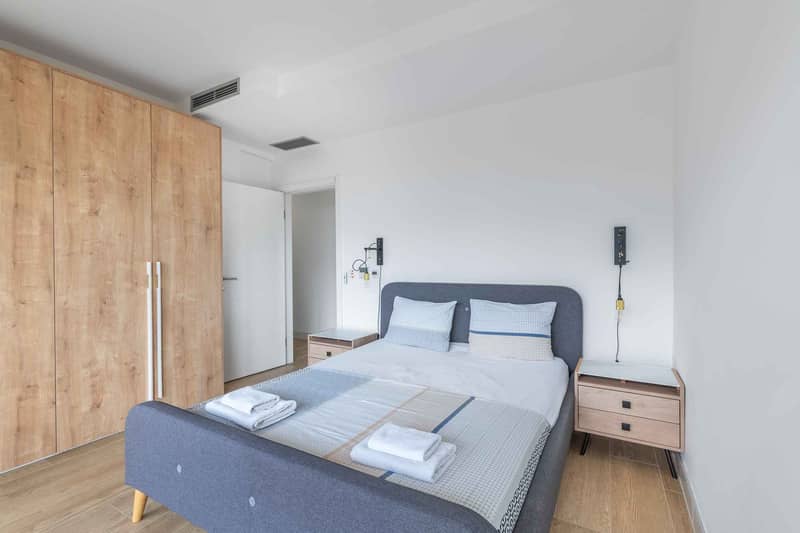 Spacious 2-bedroom apartment for sale with sea view and 40 m² terrace — photo 28
