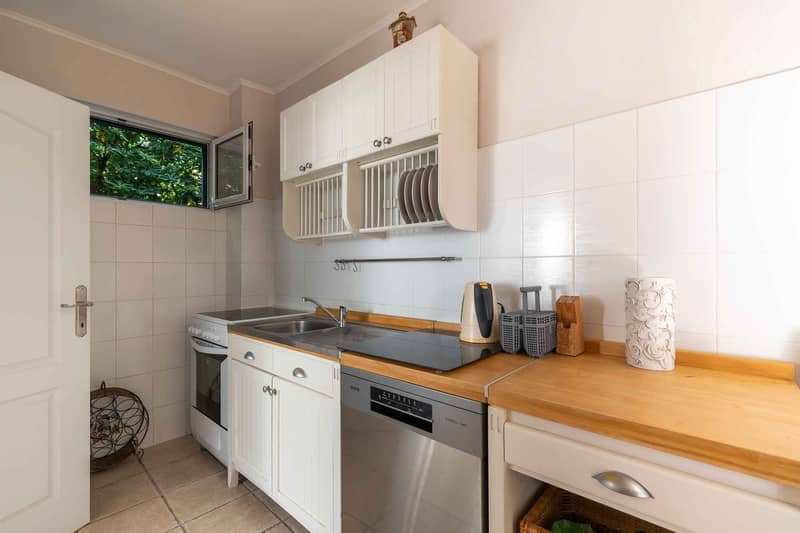 3-Bedroom Apartment on Ground Floor with Separate Entrance and Sea View — photo 10