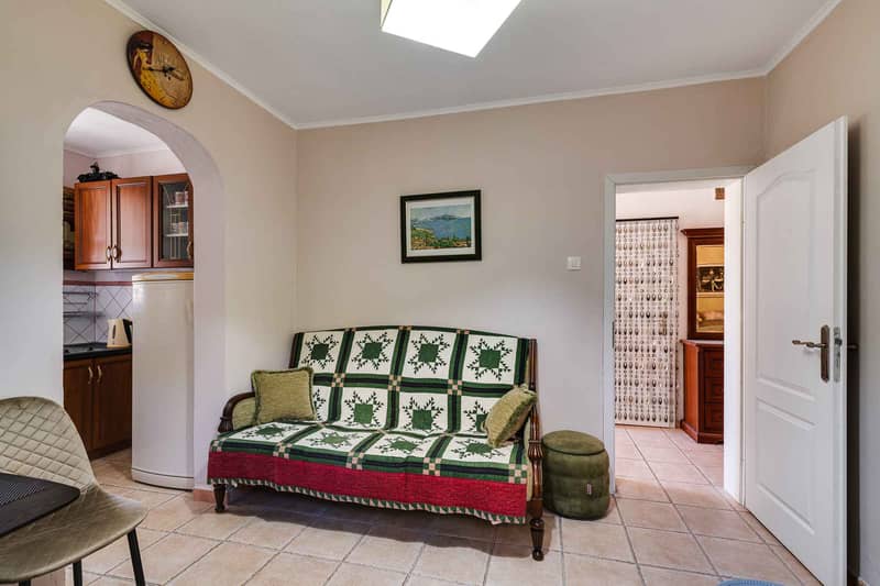 3-Bedroom Apartment on Ground Floor with Separate Entrance and Sea View — photo 27