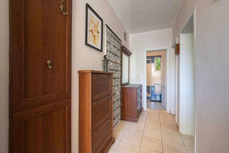 3-Bedroom Apartment on Ground Floor with Separate Entrance and Sea View — photo 23
