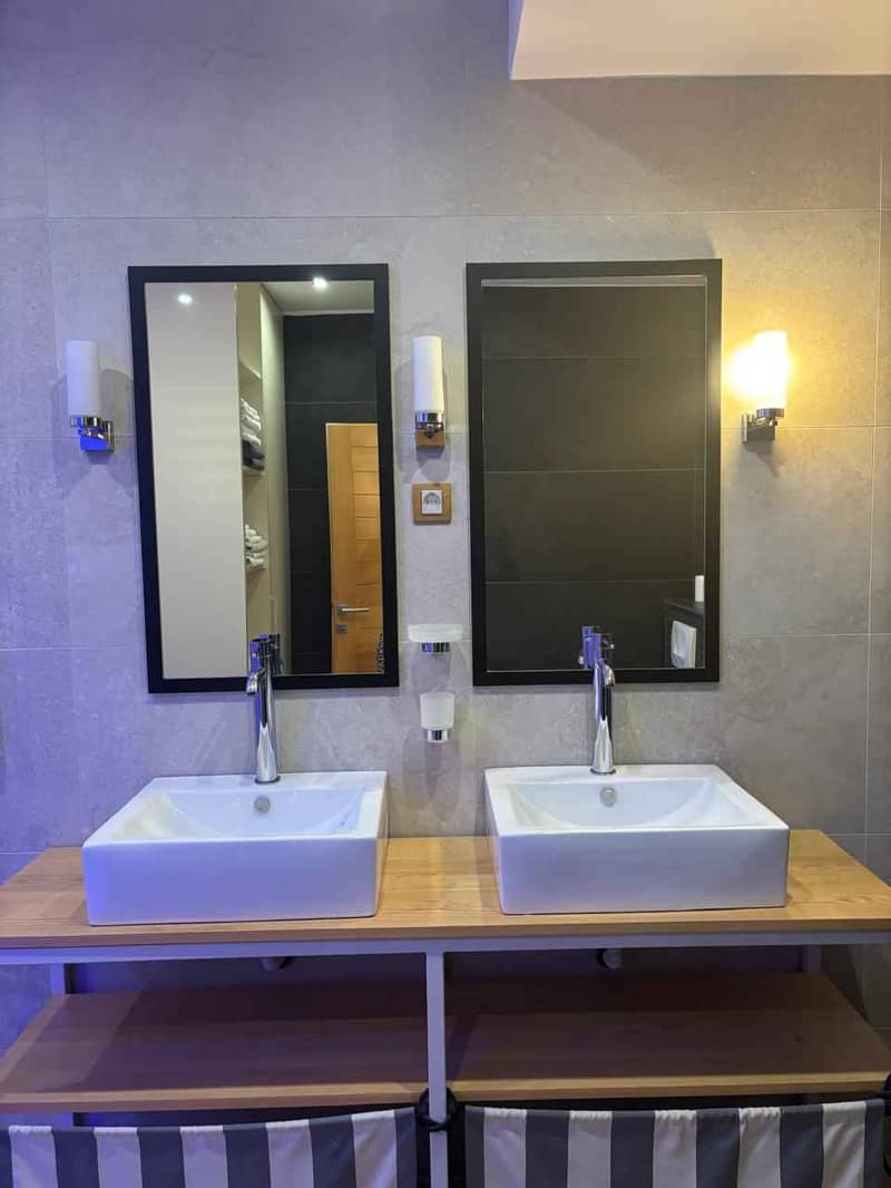 Spacious, fully furnished apartment with sea view for sale — photo 15