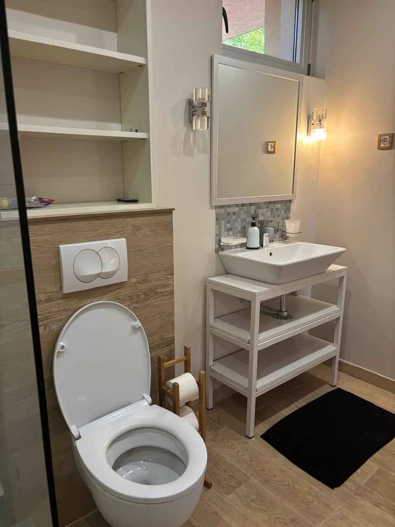 Spacious, fully furnished apartment with sea view for sale — photo 7