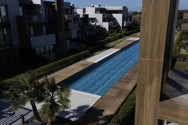 Spacious Apartments in a Unique Residential Complex (001132) — photo 25