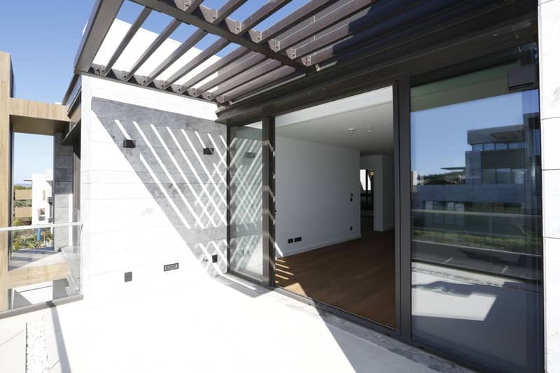 Spacious Apartments in a Unique Residential Complex (001132) — photo 28