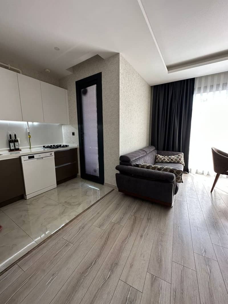2+1 Apartment with Terrace and Sea View, Soli District (26200) — photo 4