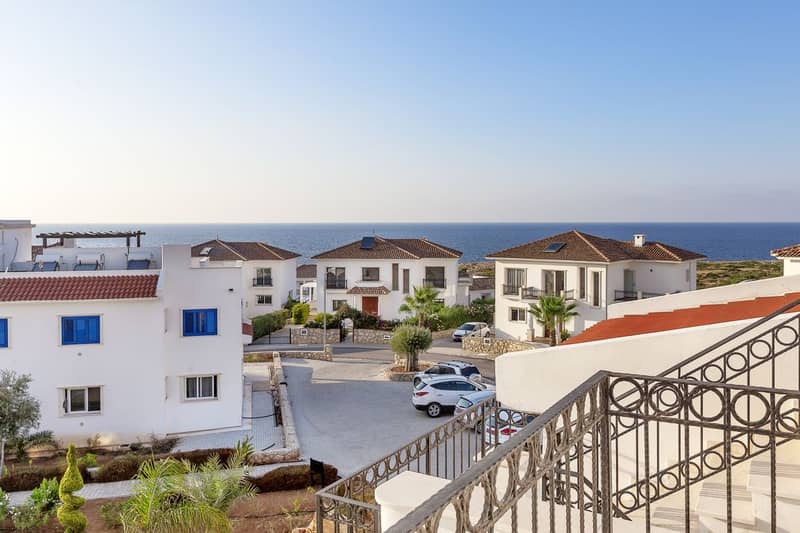 Spacious 2-Bedroom Apartment with Garden in Beachfront Complex in Esentepe (013498) — photo 6