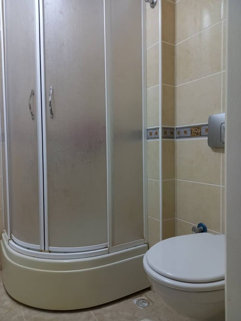 Просторная квартира с 2 балконами в живописном районе Оба (31800) — фото 27