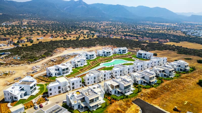 Spacious Apartments in a Residential Complex in the Tatilsu Area (001518) — photo 14