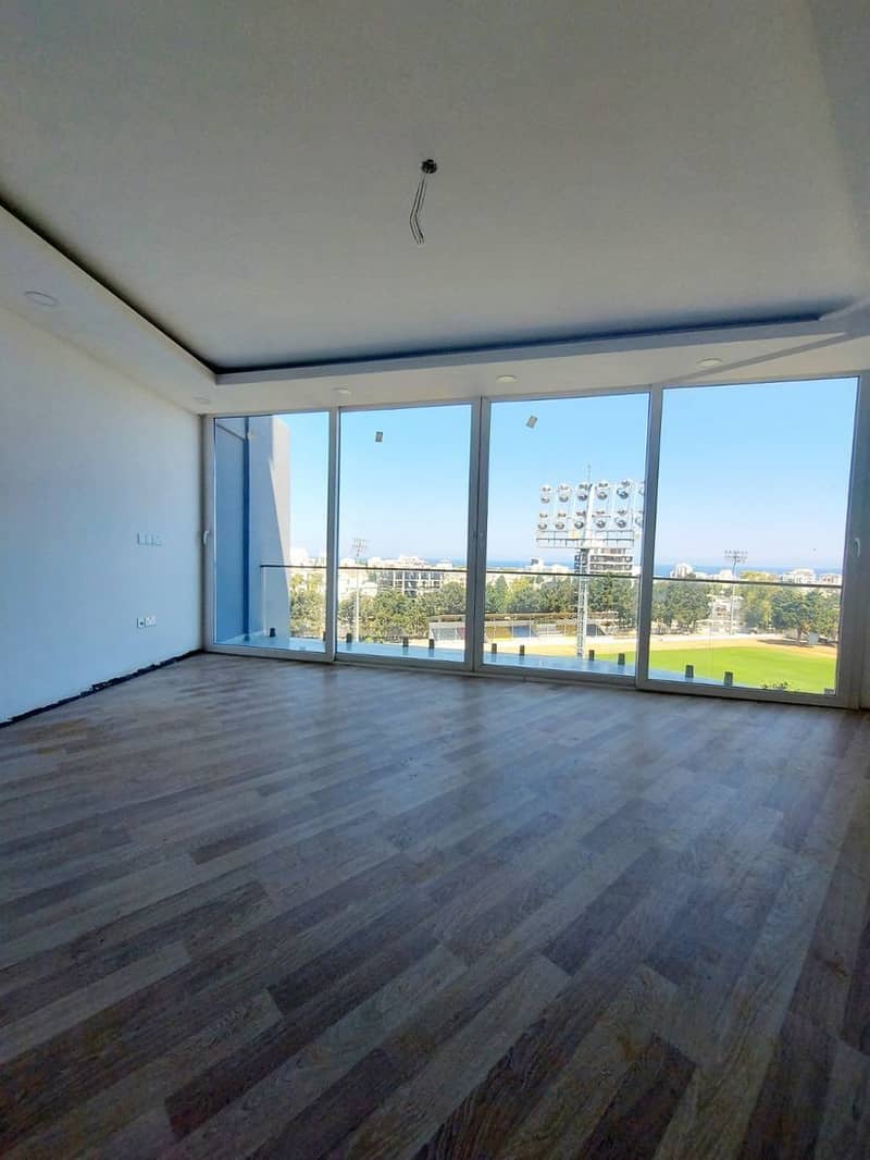 Spacious Apartment in the Most Prestigious Area of Kyrenia (005521) — photo 9