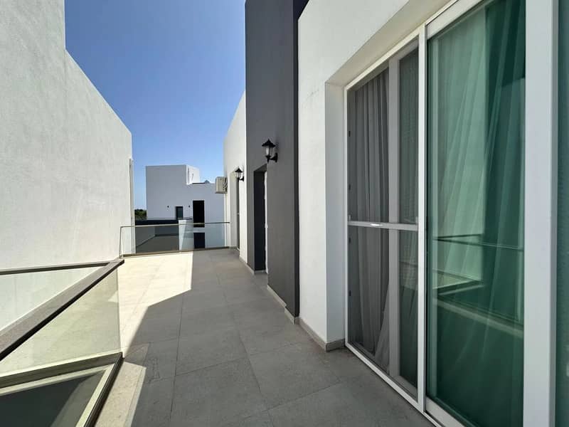 Spacious townhouse with terrace and pool in picturesque Lapta (41600) — photo 5