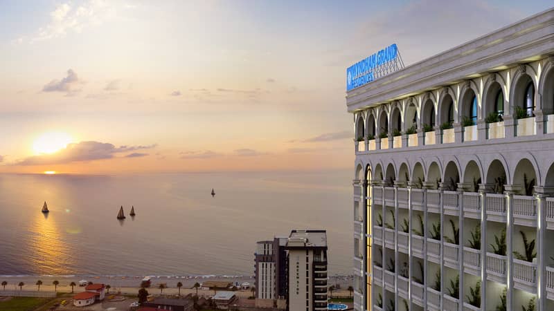 Инвестиция в отельные номера Wyndham Grand с доходностью 10% годовых по договору (001523) — фото 3