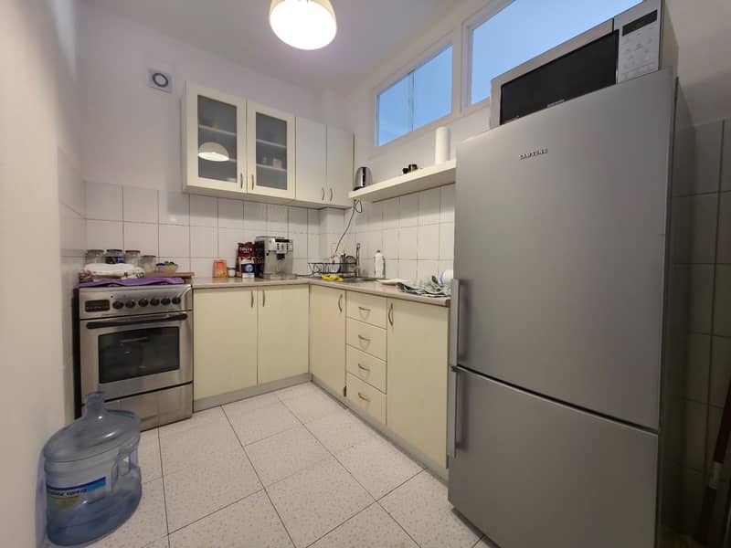 Продается двухкомнатная квартира с отдельной кухней, Al. Wyzwolenia (003467) — фото 10