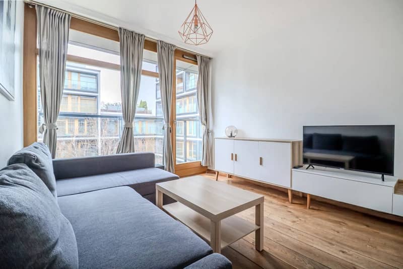 Продаётся у метро тихая, солнечная 2-комнатная квартира 38,54 м², Варшава, Wola (005467) — фото 3