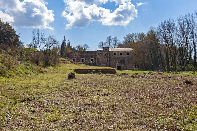 Historic Estate for Renovation, Flaçà, Spain — photo 8