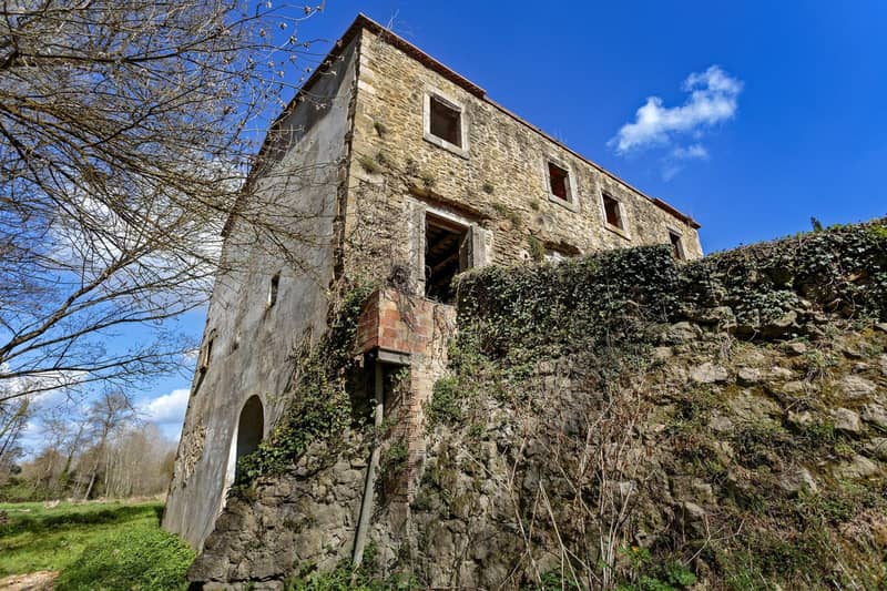 Historic Estate for Renovation, Flaçà, Spain — photo 12
