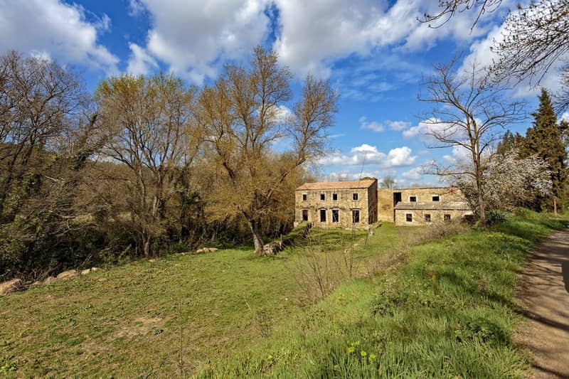 Historic Estate for Renovation, Flaçà, Spain — photo 4