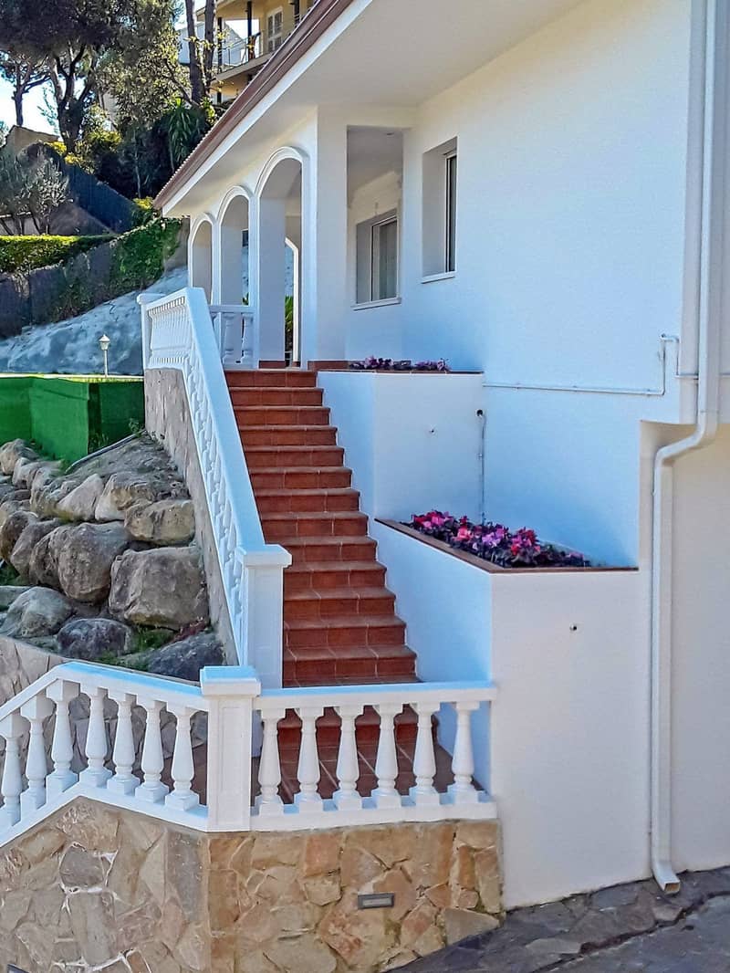Villa in Cabrillos, Costa Maresme — photo 25