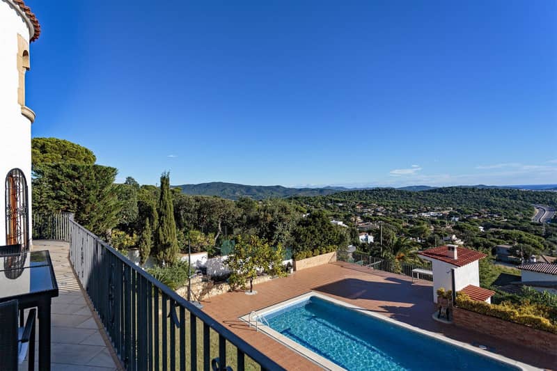 3-Bedroom Villa with Sea View in Playa de Aro, Costa Brava — photo 5