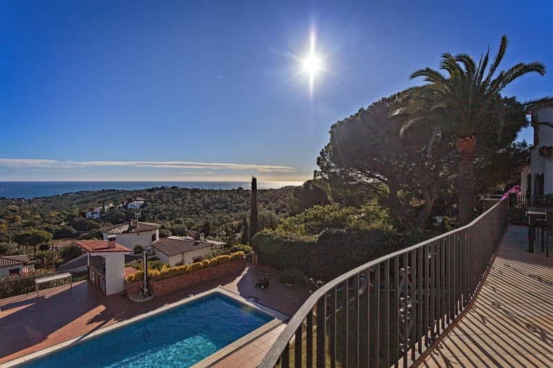 3-Bedroom Villa with Sea View in Playa de Aro, Costa Brava — photo 3