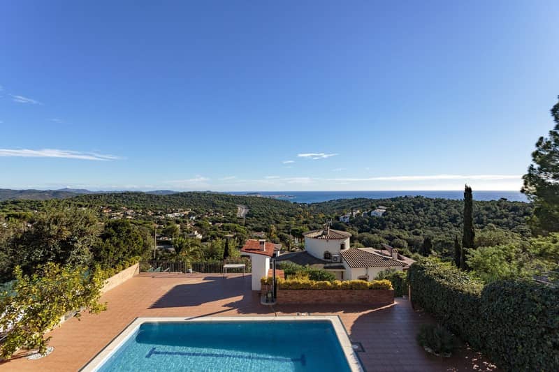 3-Bedroom Villa with Sea View in Playa de Aro, Costa Brava — photo 33