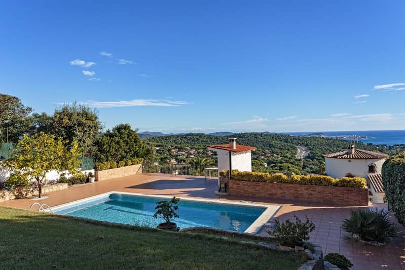3-Bedroom Villa with Sea View in Playa de Aro, Costa Brava — photo 34