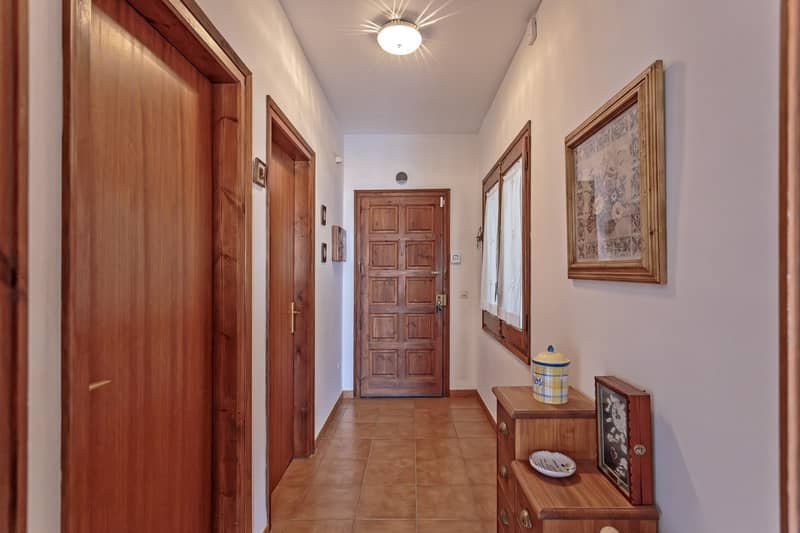 Four-Bedroom Apartment on the Second Sea Line in Palamós, Costa Brava — photo 3
