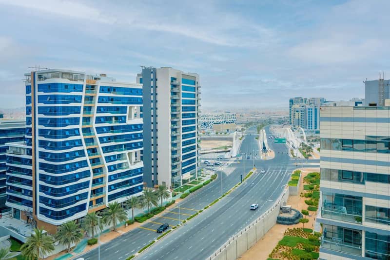 Lamar Residences — new complex by Nine Yards with an access to the beach in Al Raha Beach, Abu Dhabi — photo 24