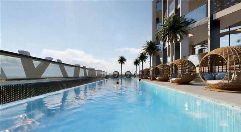 High-rise residence Renad Tower with swimming pools and a green area, Al Reem Island, Abu Dhabi, UAE — photo 2