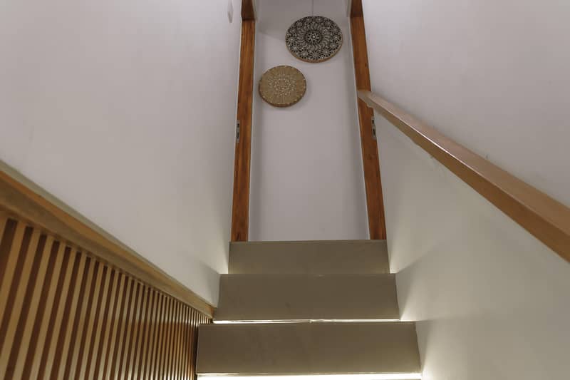 Complex of modern townhouses in a picturesque area, Jalan Umalas, Bali, Indonesia — photo 10