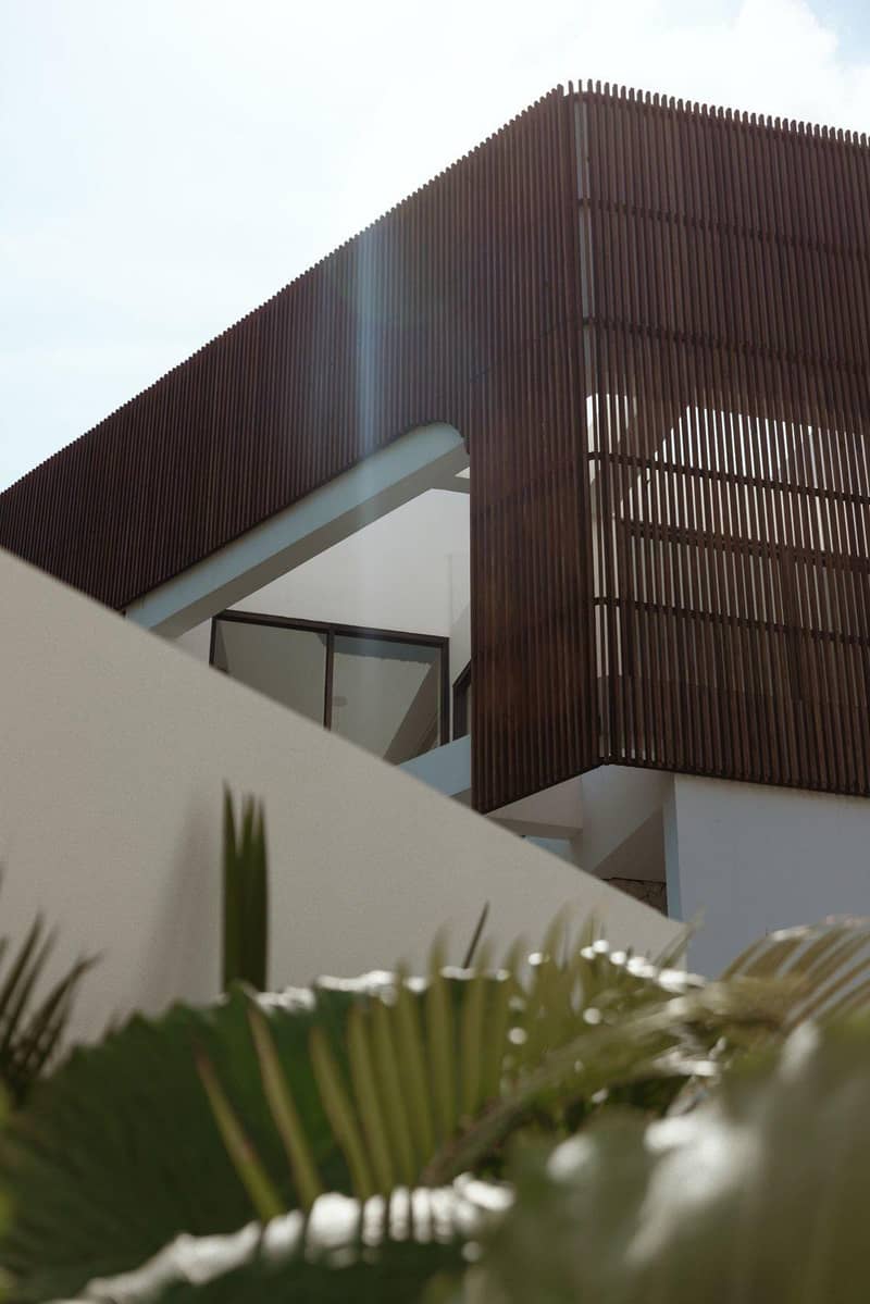 New complex of villas with swimming pools and gardens, 100 meters from the beach, Bali, Indonesia — photo 10