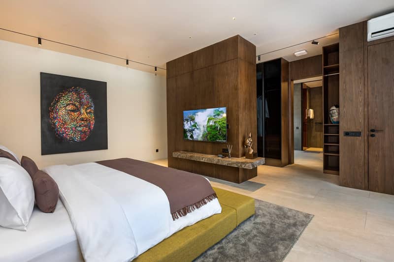 Luxury designer villas with pools in Tibubeneng, Bali, Indonesia — photo 40