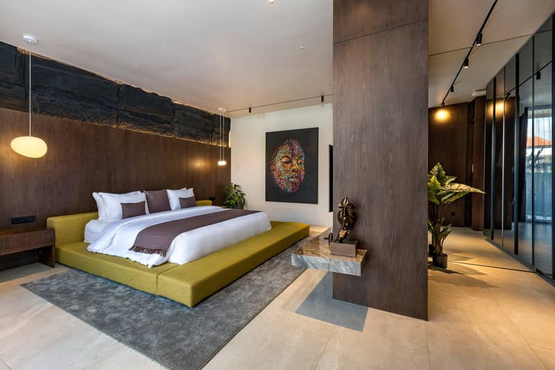 Luxury designer villas with pools in Tibubeneng, Bali, Indonesia — photo 39