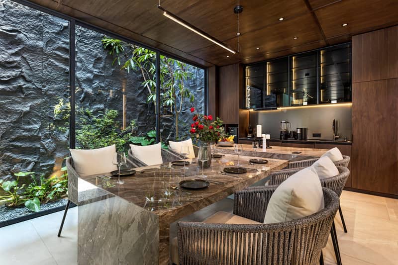 Luxury designer villas with pools in Tibubeneng, Bali, Indonesia — photo 33
