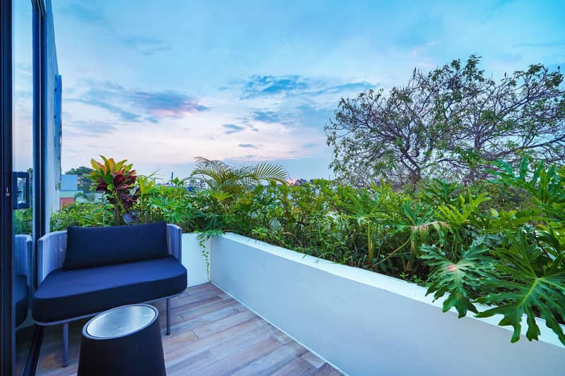 Prestigious fully equipped villas with swimming pools and recreation areas in Tibubeneng, Bali, Indonesia — photo 6