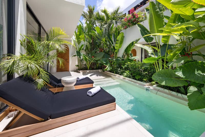 Prestigious fully equipped villas with swimming pools and recreation areas in Tibubeneng, Bali, Indonesia — photo 2