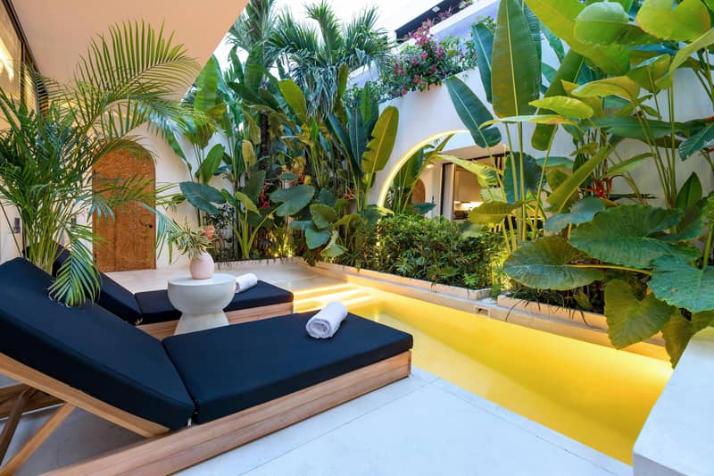 Prestigious fully equipped villas with swimming pools and recreation areas in Tibubeneng, Bali, Indonesia — photo 4